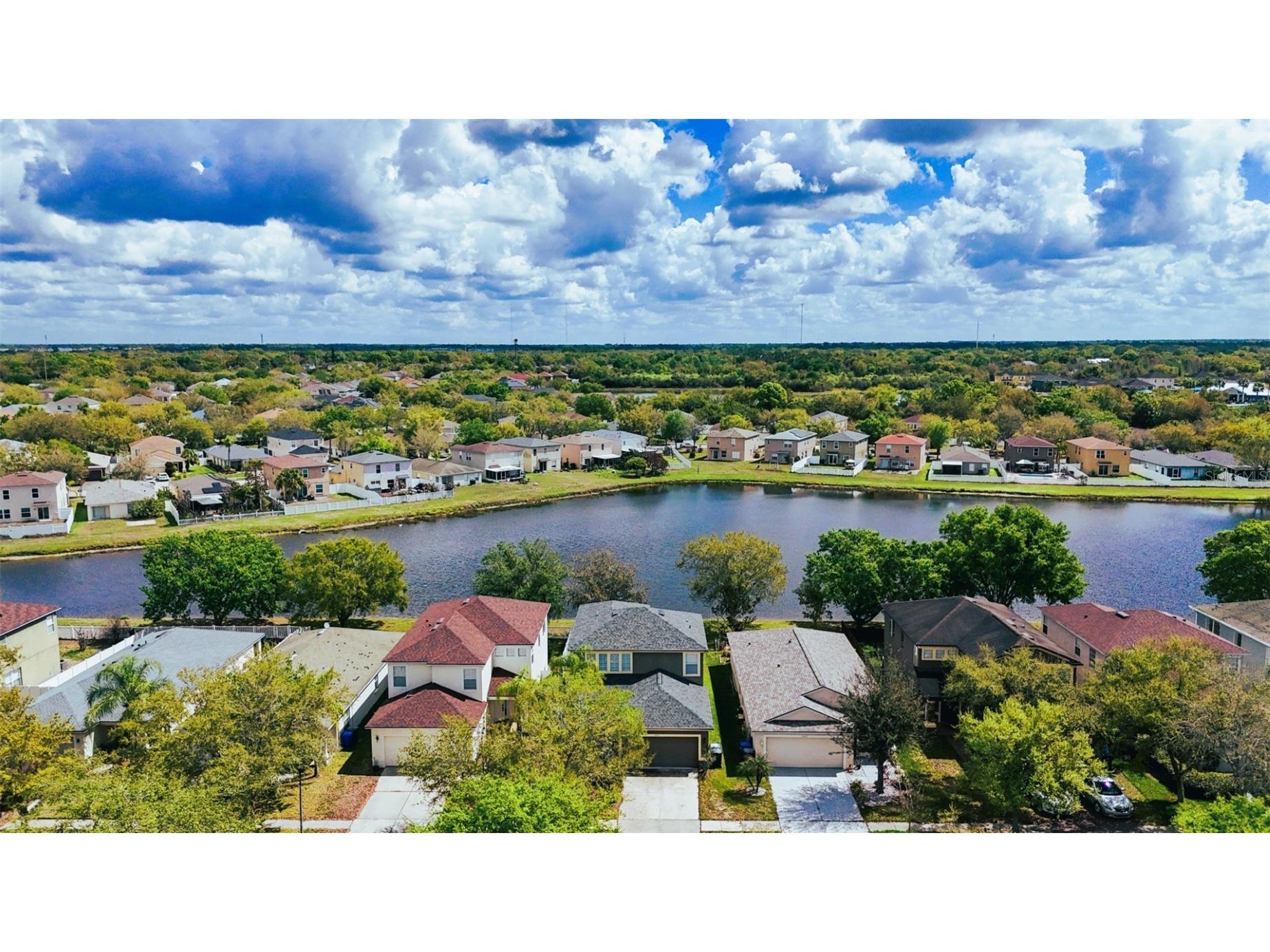 7951 Carriage Pointe Drive Gibsonton FL 33534 W7883994 image1
