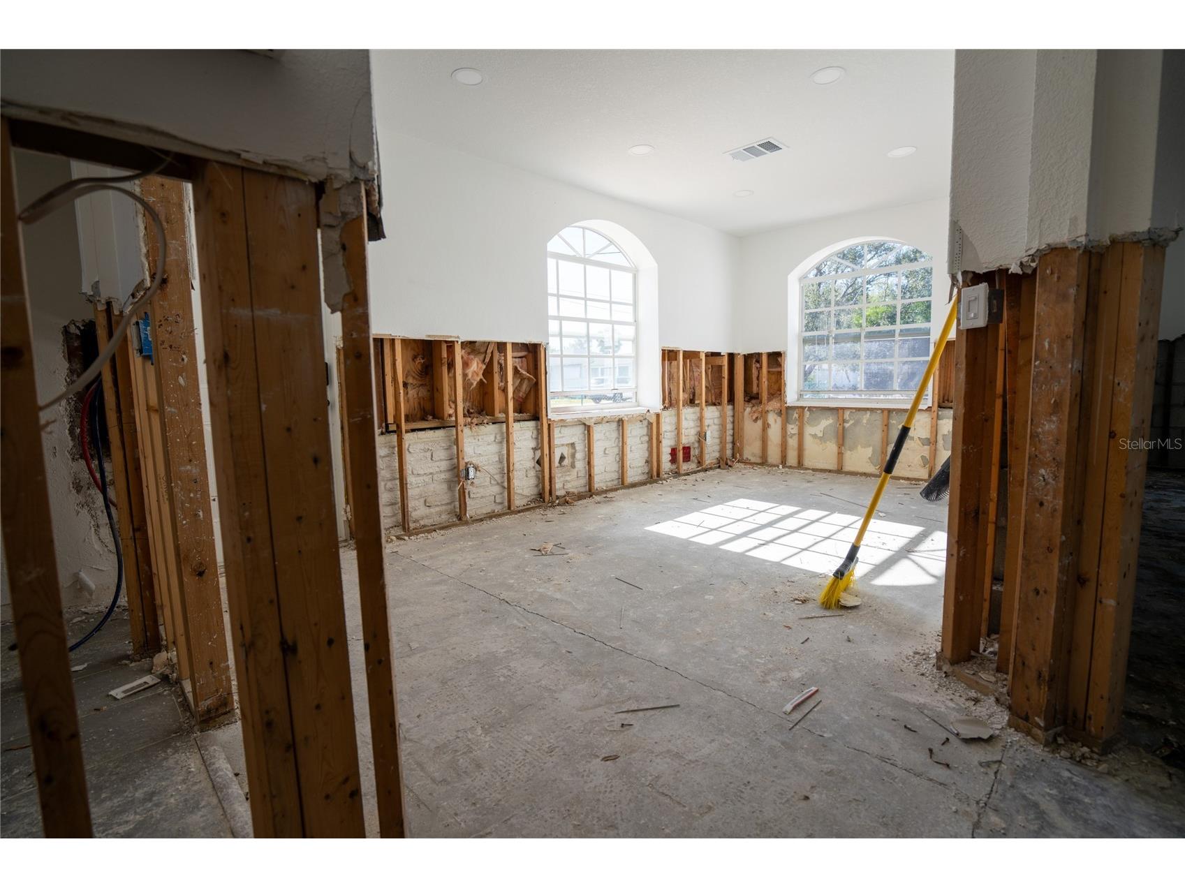 7951 Gulf Boulevard Saint Pete Beach FL 33706 TB8466793 image17