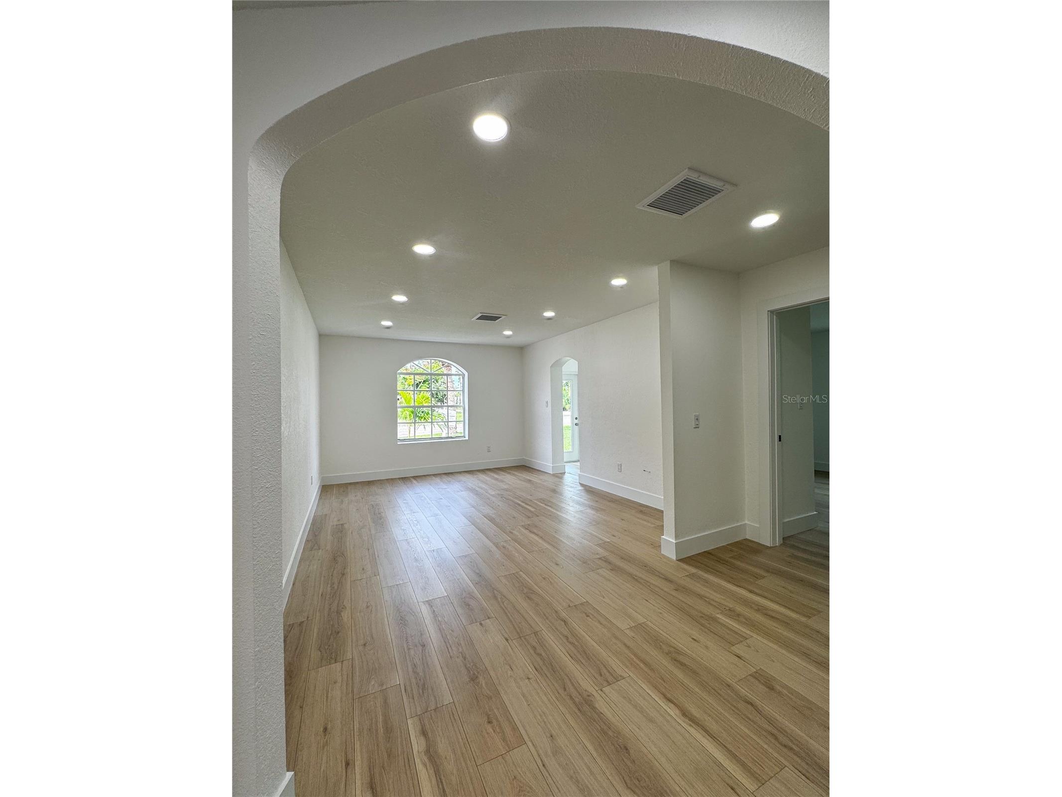 7951 Gulf Boulevard Saint Pete Beach FL 33706 TB8466793 image29