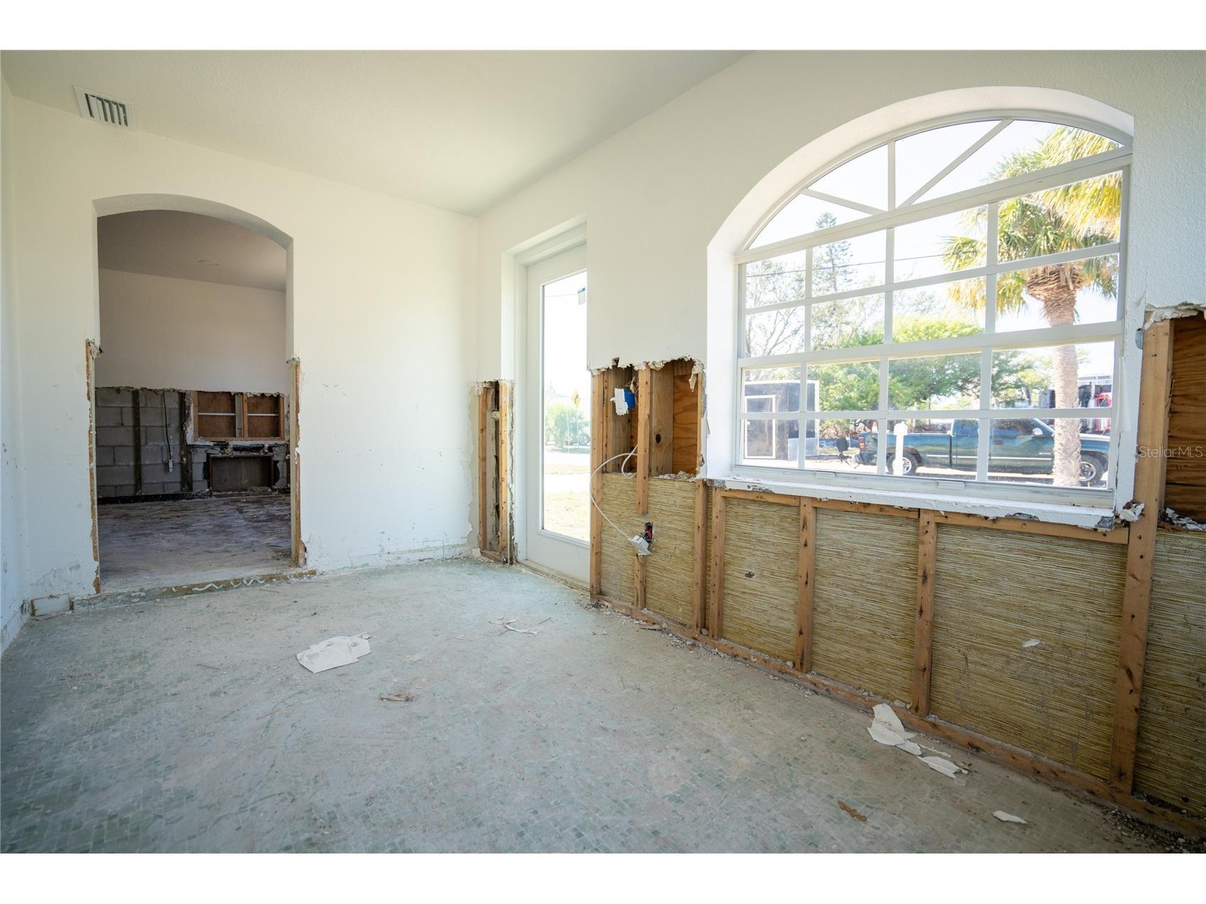 7951 Gulf Boulevard Saint Pete Beach FL 33706 TB8466793 image9