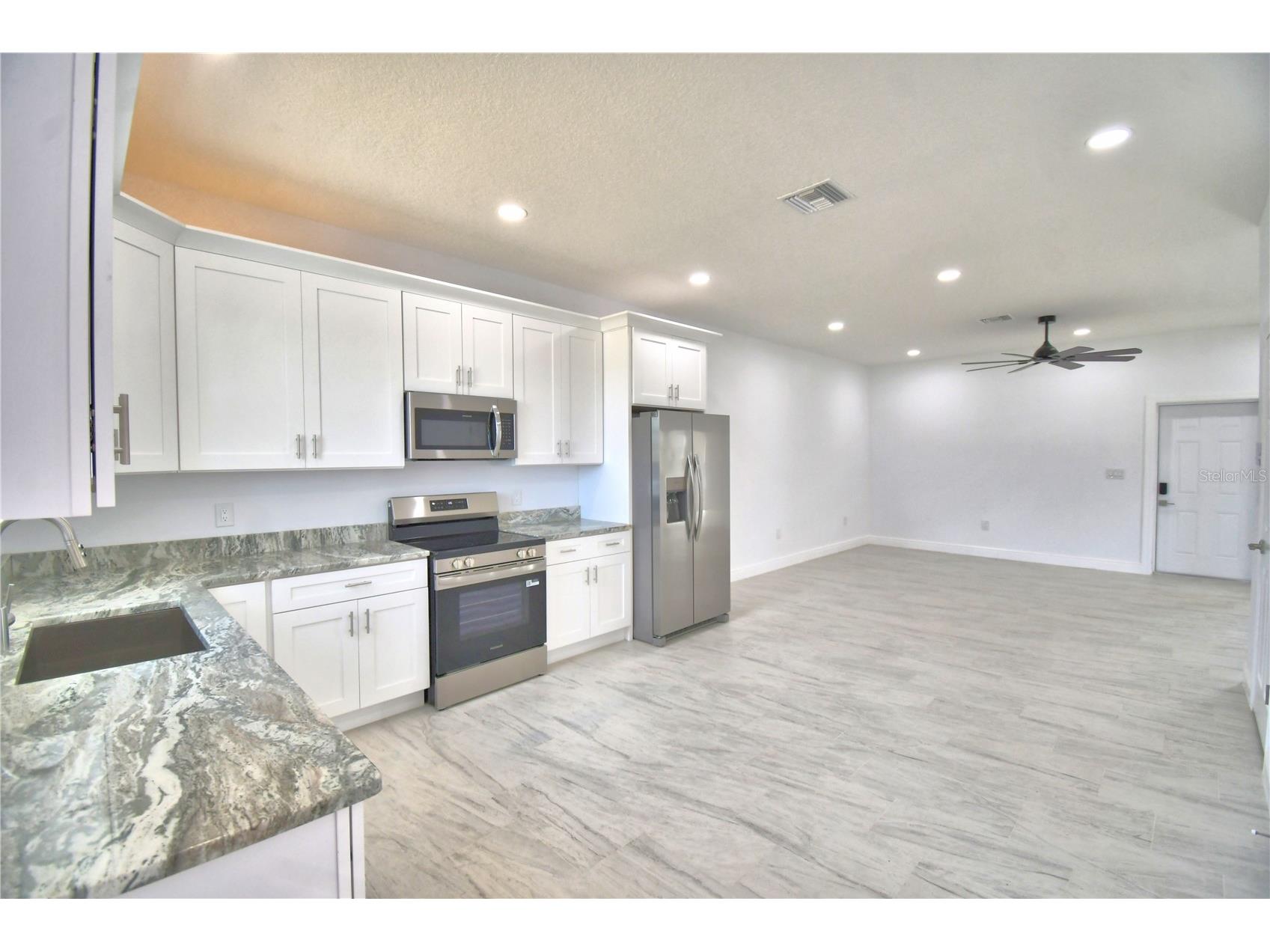 7951 Sarasota Dr #B Indian Lake Estates FL 33855 K4903497 image3