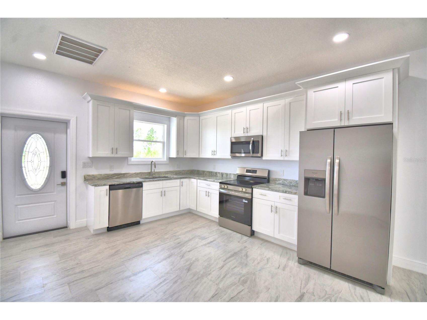 7951 Sarasota Dr #B Indian Lake Estates FL 33855 K4903497 image4