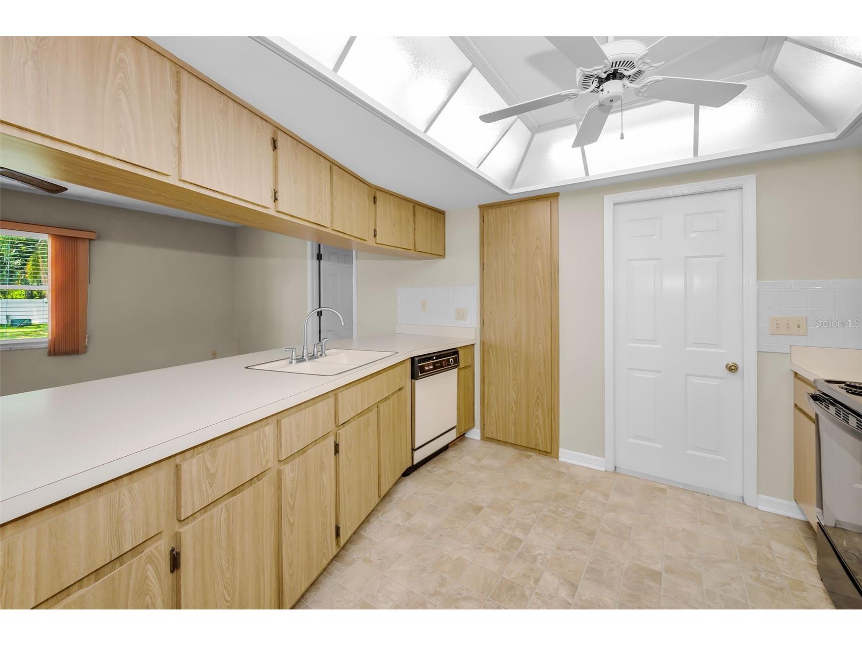 7952 Foxwood Drive New Port Richey FL 34653 W7887376 image30