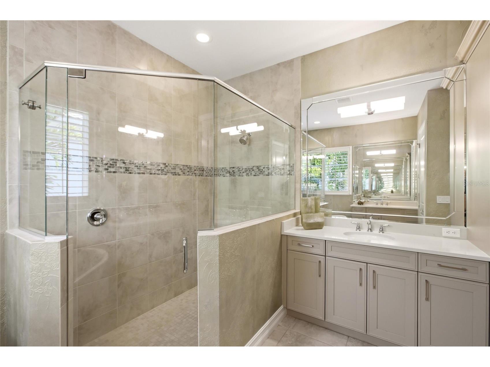 7952 Matera Court Lakewood Ranch FL 34202 A4697755 image33