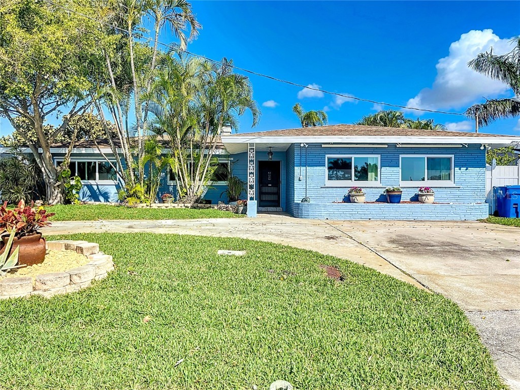 7953 1st Avenue S Saint Petersburg FL 33707 - BOCA CIEGA BAY U8226940 image1