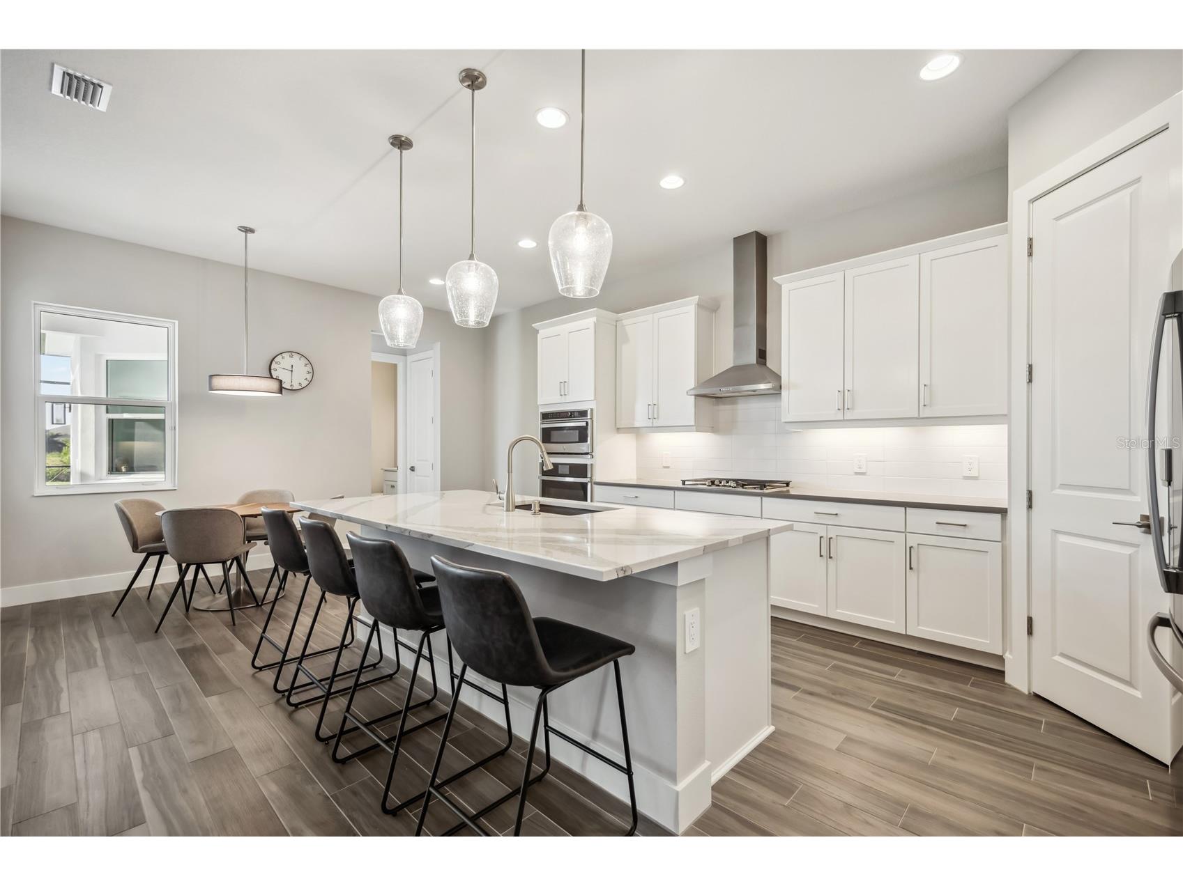 7953 Mainsail Lane Sarasota FL 34240 A4677743 image7