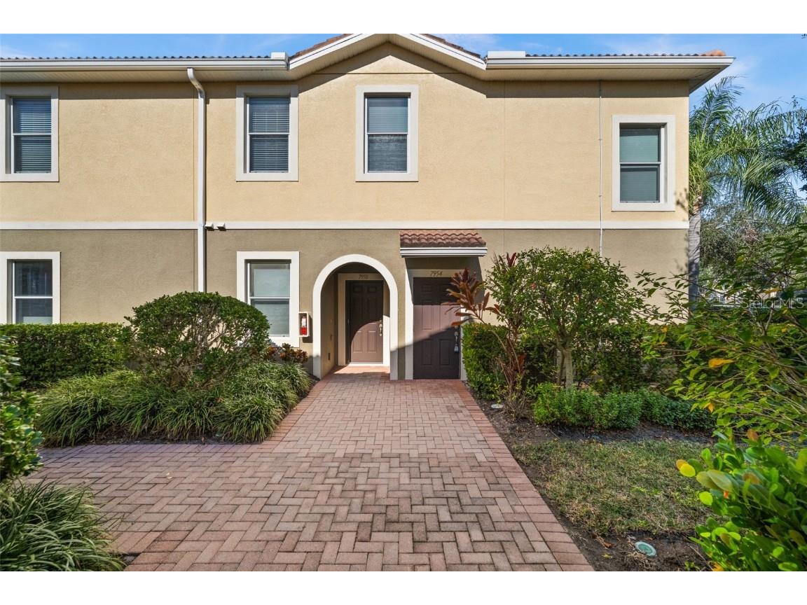 7954 Moonstone Drive #3-204 Sarasota FL 34233 A4674647 image3