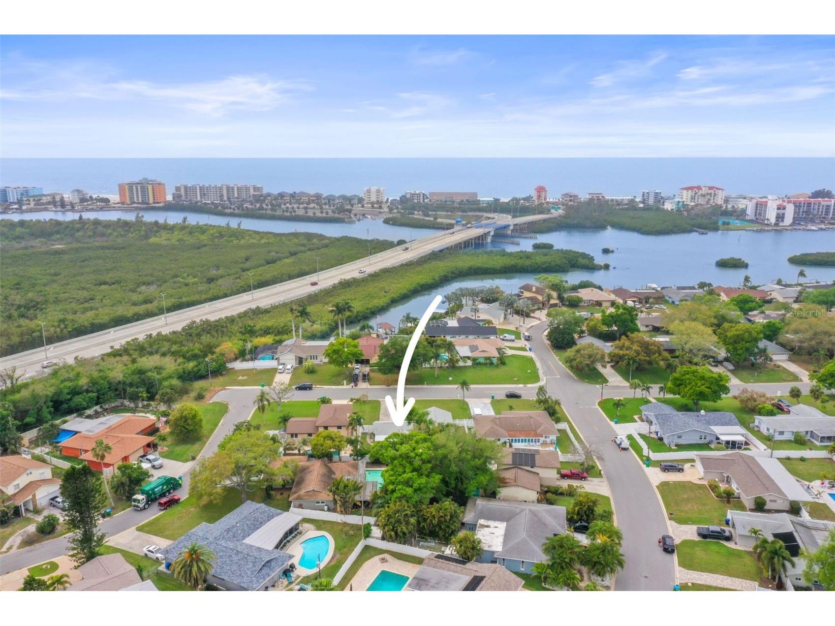 7955 Bayshore Drive Seminole FL 33776 TB8487133 image2