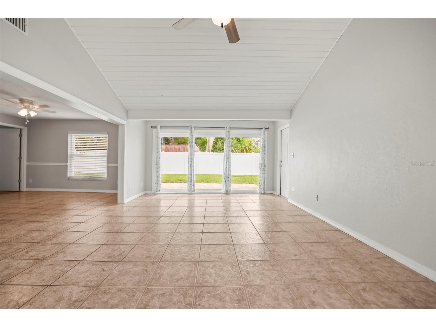 7955 Bayshore Drive Seminole FL 33776 TB8487133 image5