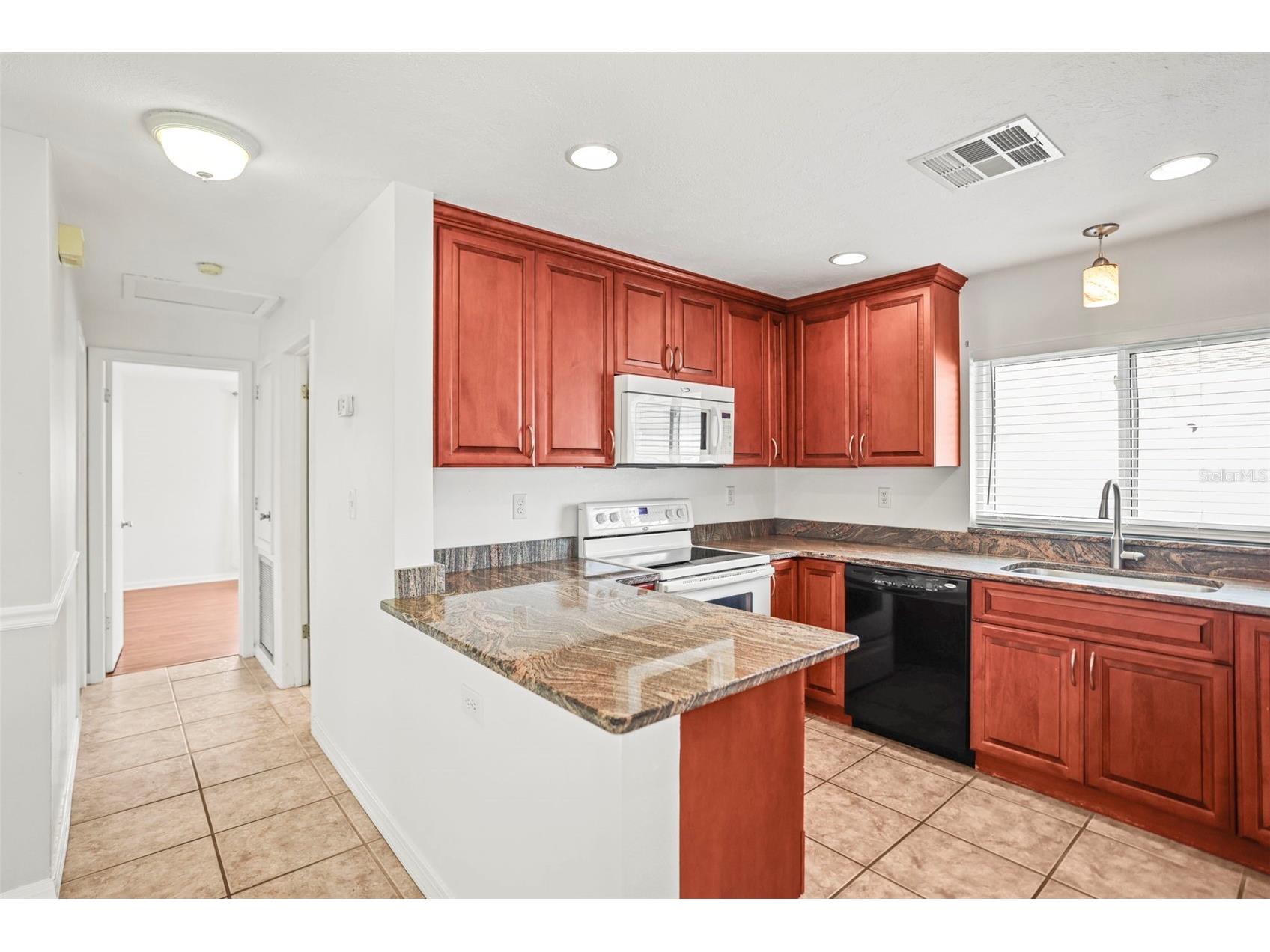 7955 Bayshore Drive Seminole FL 33776 TB8487133 image9