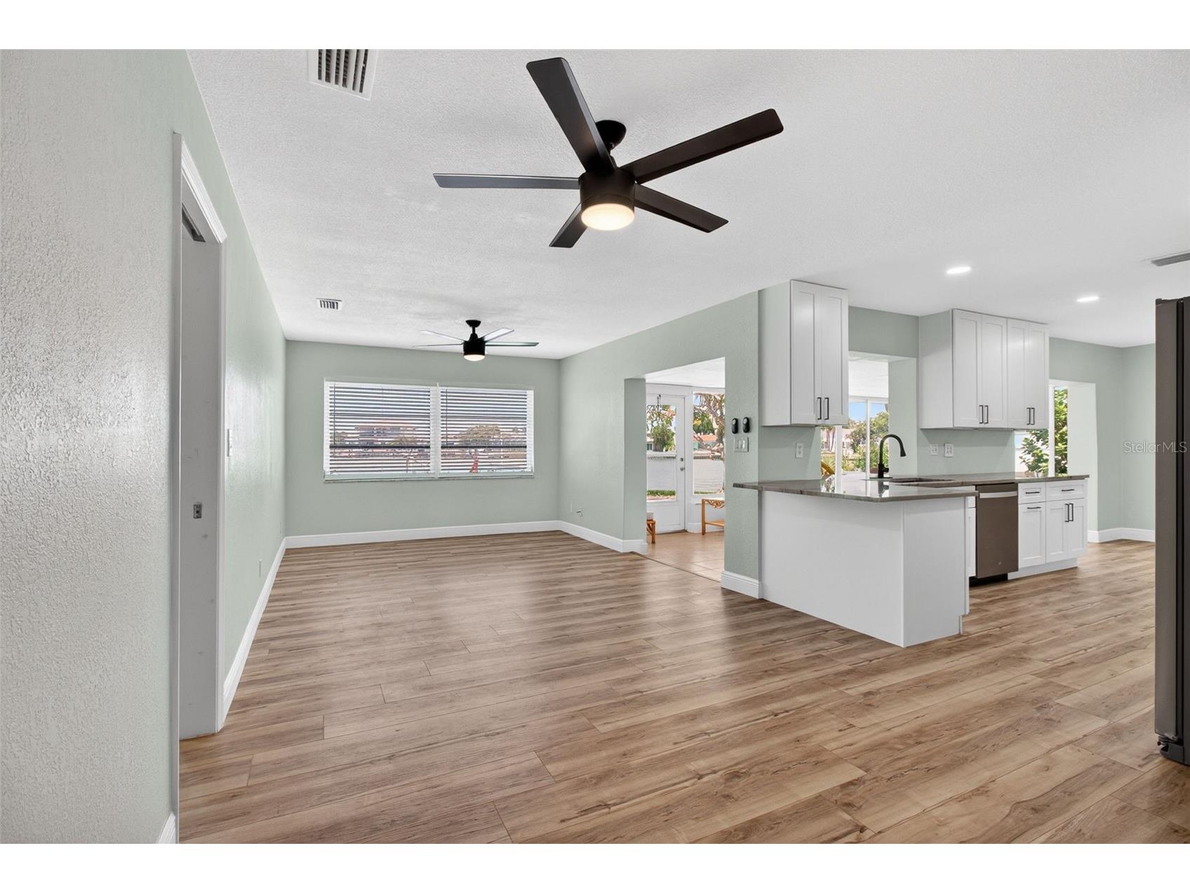 7957 10th Avenue S Saint Petersburg FL 33707 - BOCA CIEGA BAY TB8512709 image16