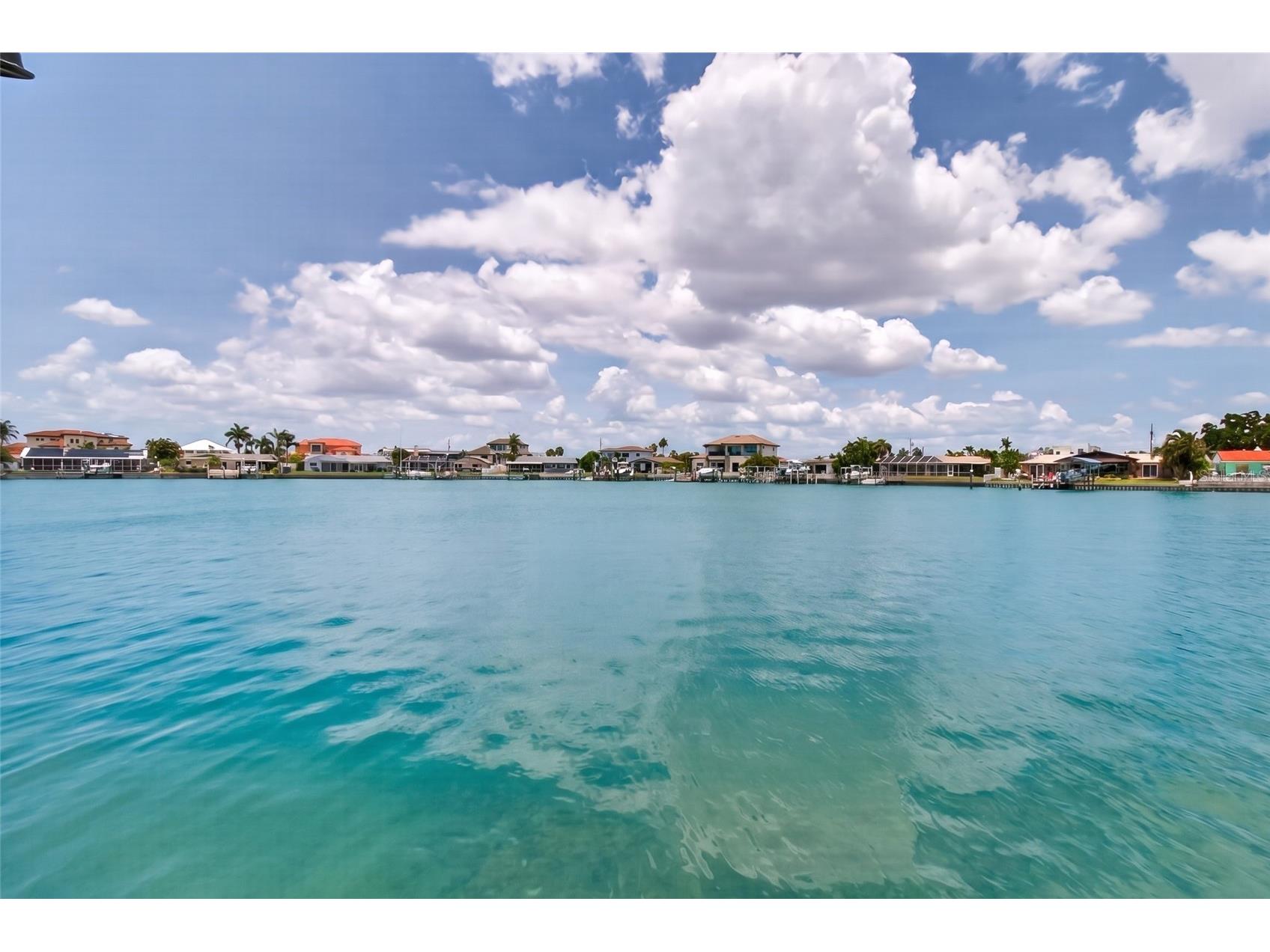 7957 10th Avenue S Saint Petersburg FL 33707 - BOCA CIEGA BAY TB8512709 image2