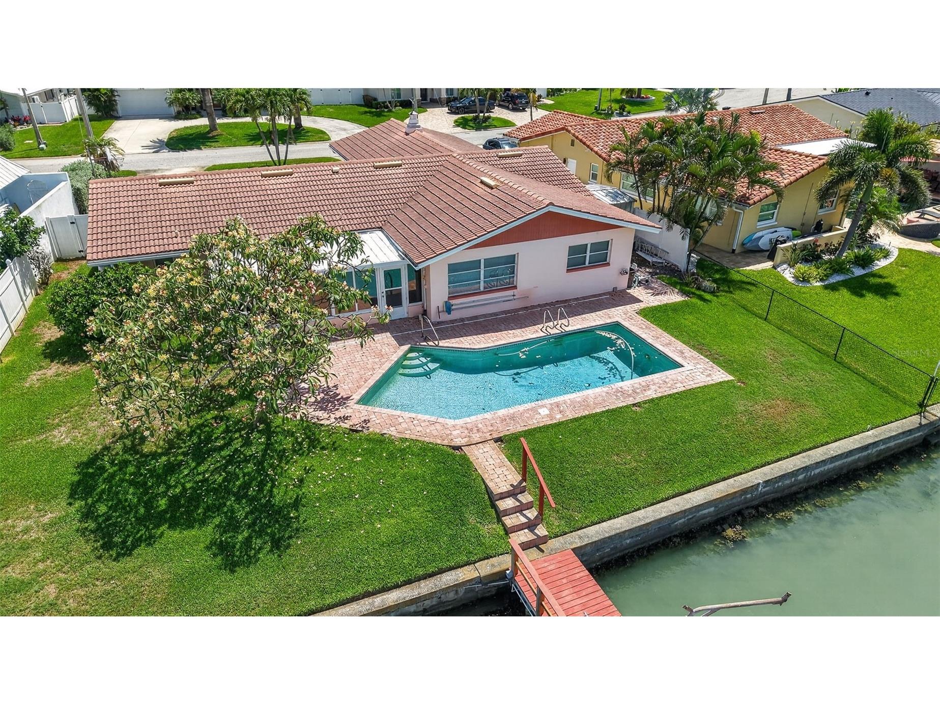 7957 10th Avenue S Saint Petersburg FL 33707 - BOCA CIEGA BAY TB8512709 image45