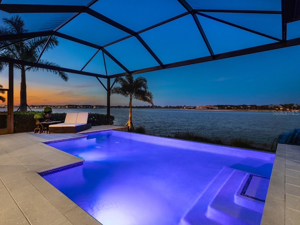 7958 Outboard Drive Sarasota FL 34240 A4673305 image2