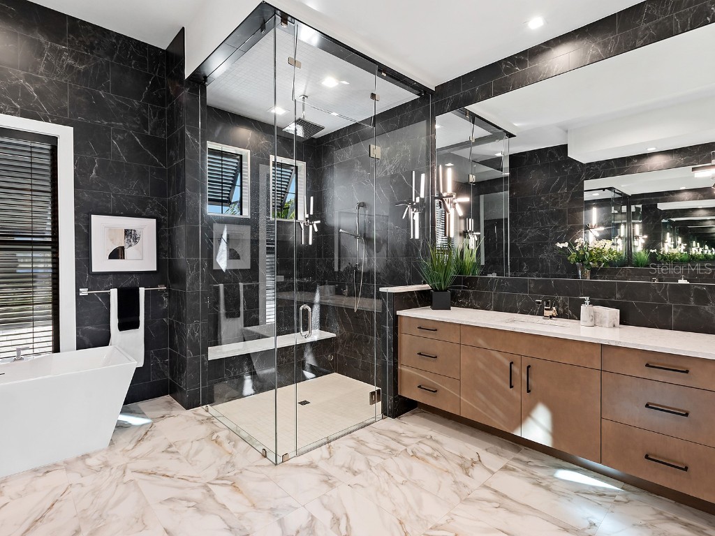 7958 Outboard Drive Sarasota FL 34240 A4673305 image35