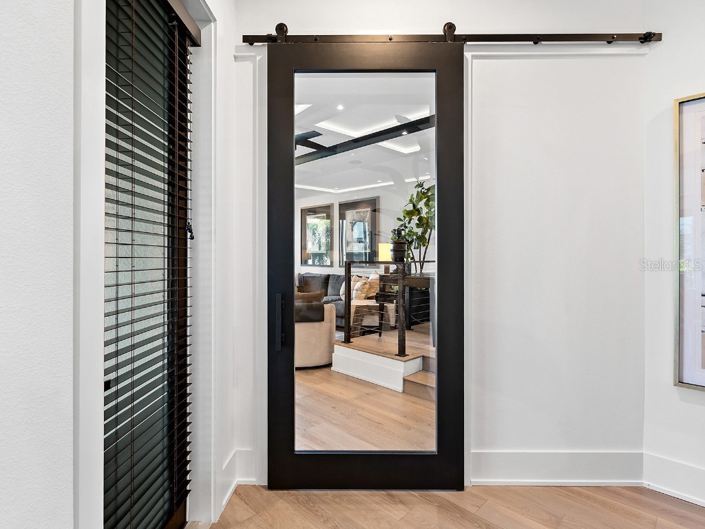 7958 Outboard Drive Sarasota FL 34240 A4673305 image43