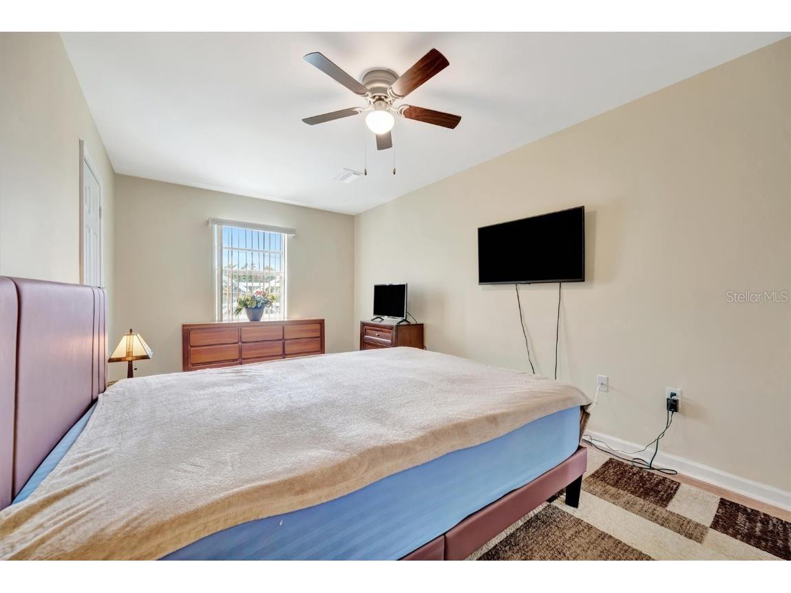 7959 Hyde Park Avenue North Port FL 34287 A4666432 image35