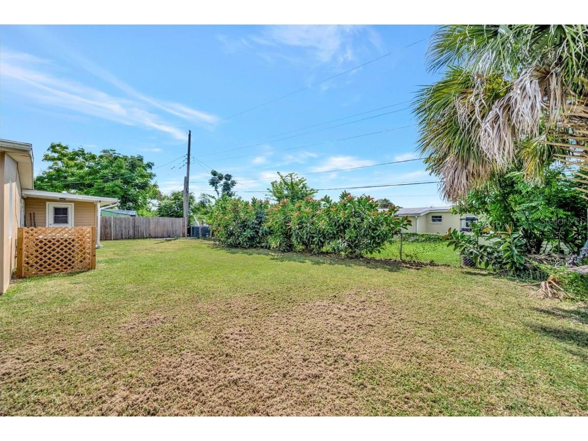 7959 Hyde Park Avenue North Port FL 34287 A4666432 image9