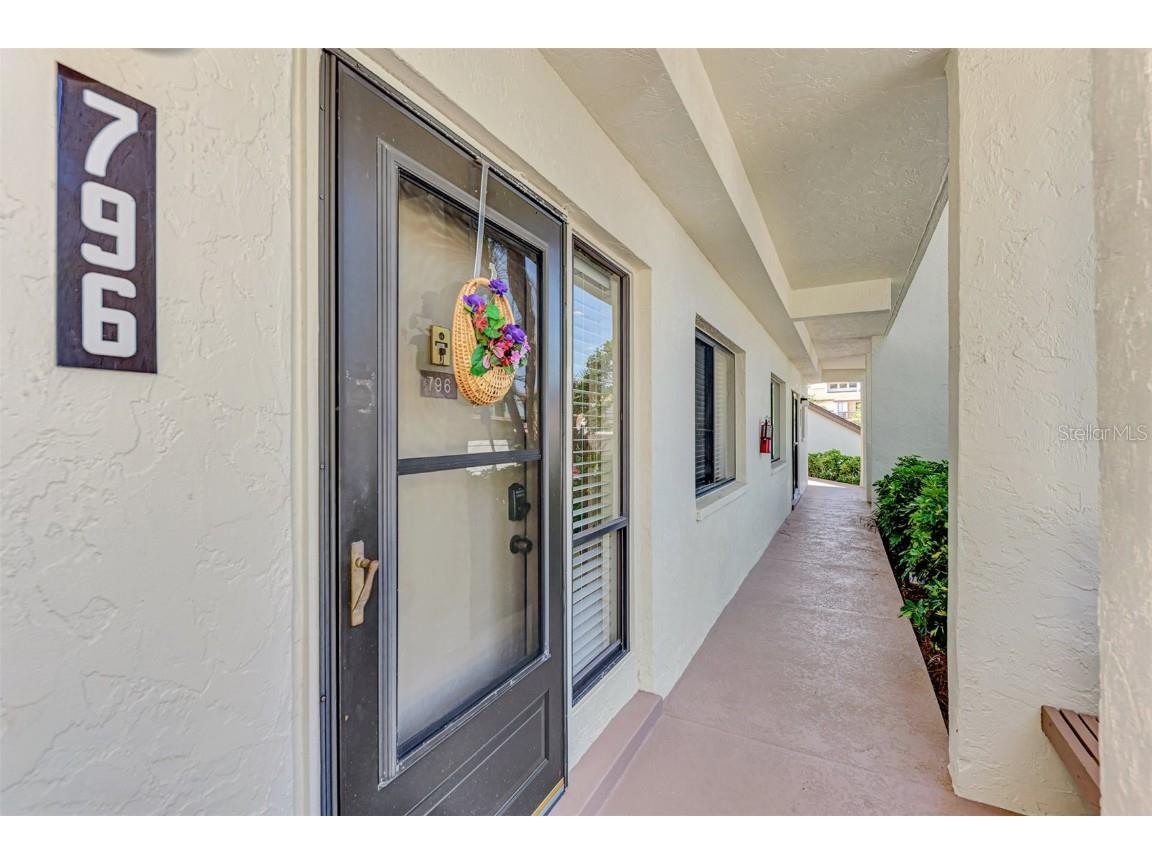 796 Bird Bay Way #BLD 30 Venice FL 34285 N6128302 image1