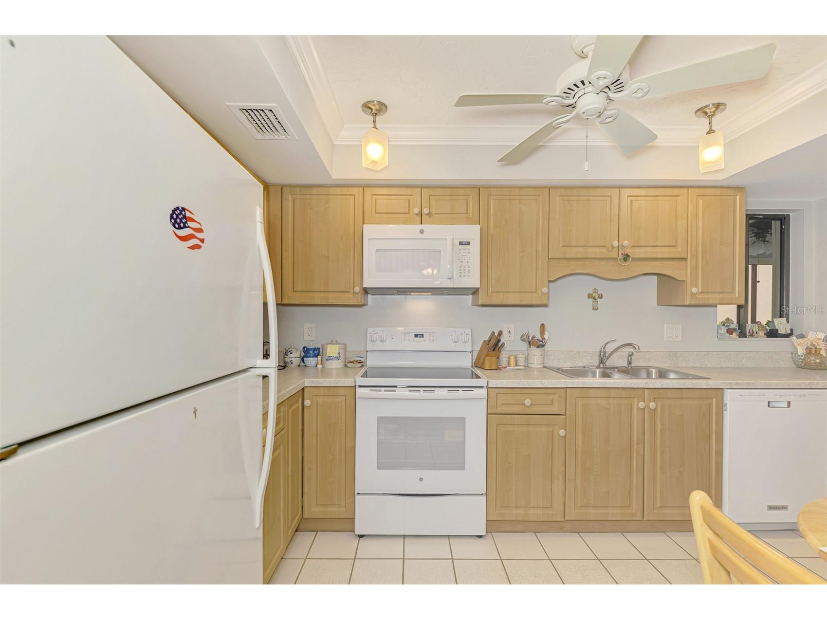 796 Capri Isles Boulevard #130 Venice FL 34292 N6143476 image21