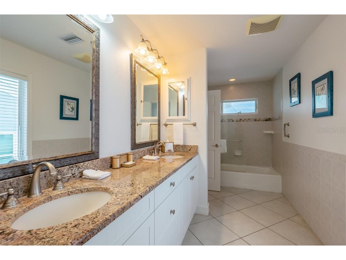 796 Jacaranda Road Anna Maria FL 34216 A4631029 image31