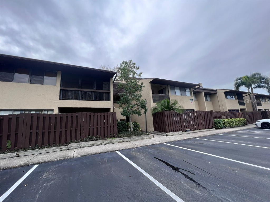 796 Village Lake Terrace N #104 Saint Petersburg FL 33716 U8226333 image1