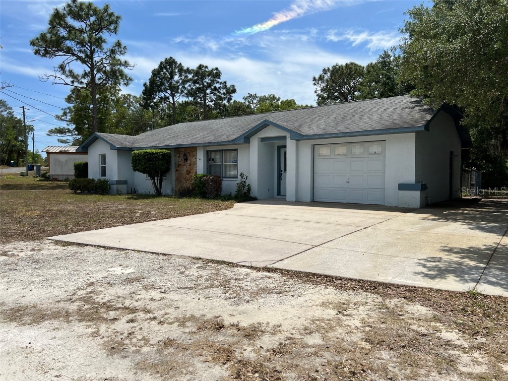 7960 Serene Street Weeki Wachee FL 34613 A4568197 image1