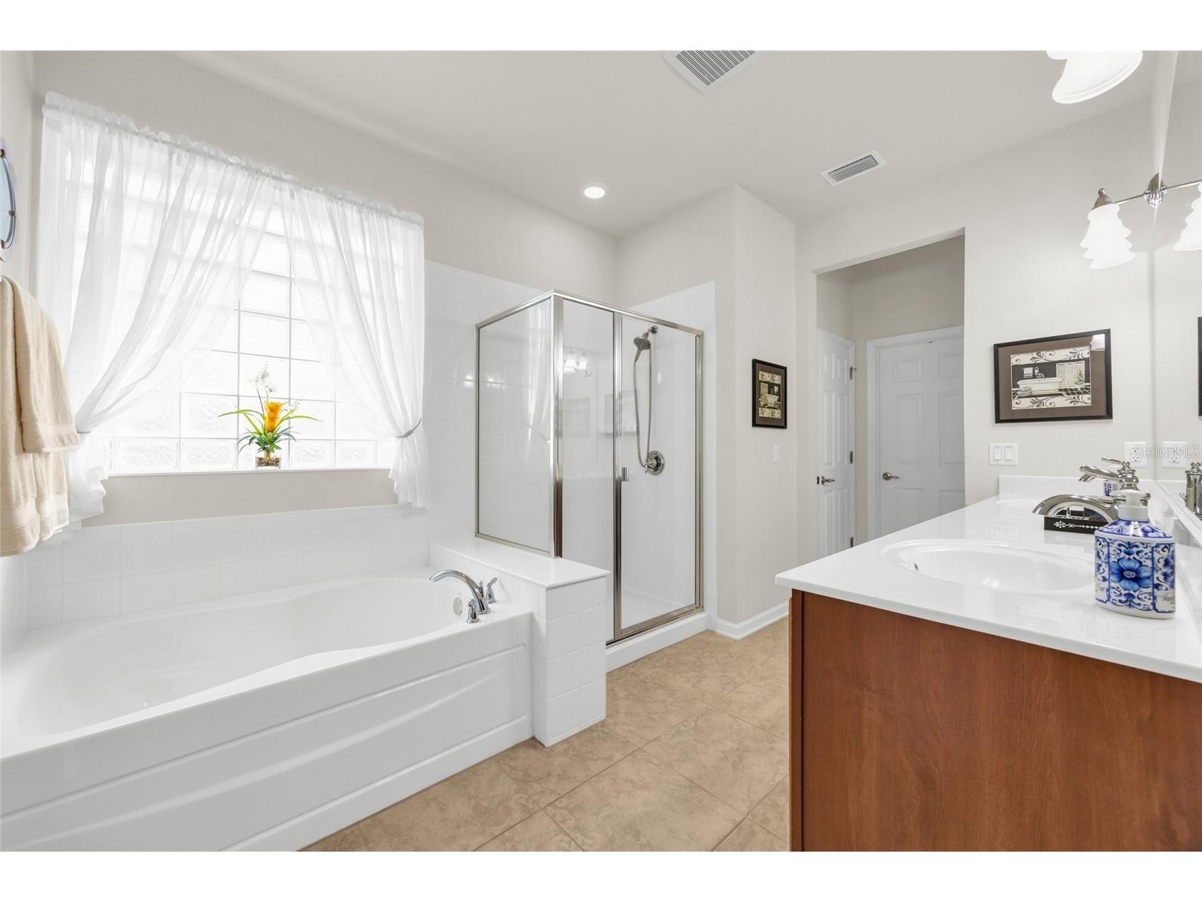 7961 Esta Lane Orlando FL 32827 O6388069 image29