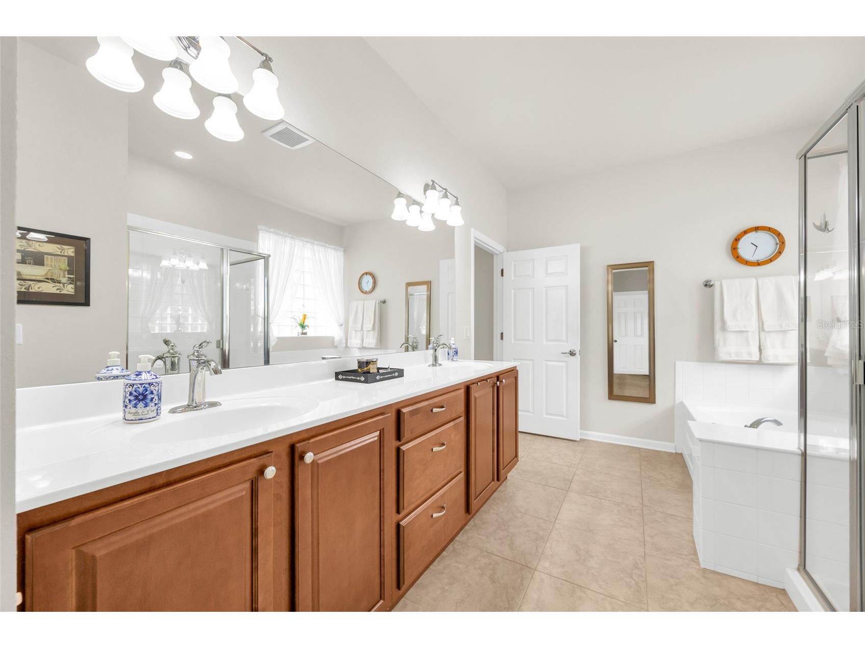 7961 Esta Lane Orlando FL 32827 O6388069 image31