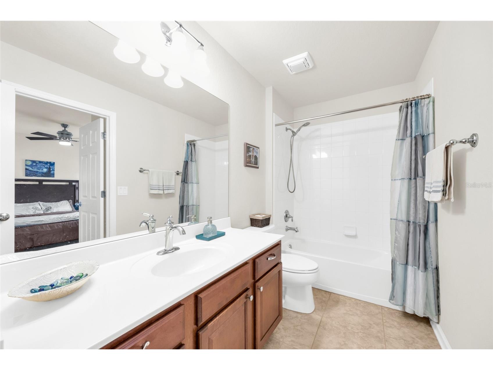 7961 Esta Lane Orlando FL 32827 O6388069 image41