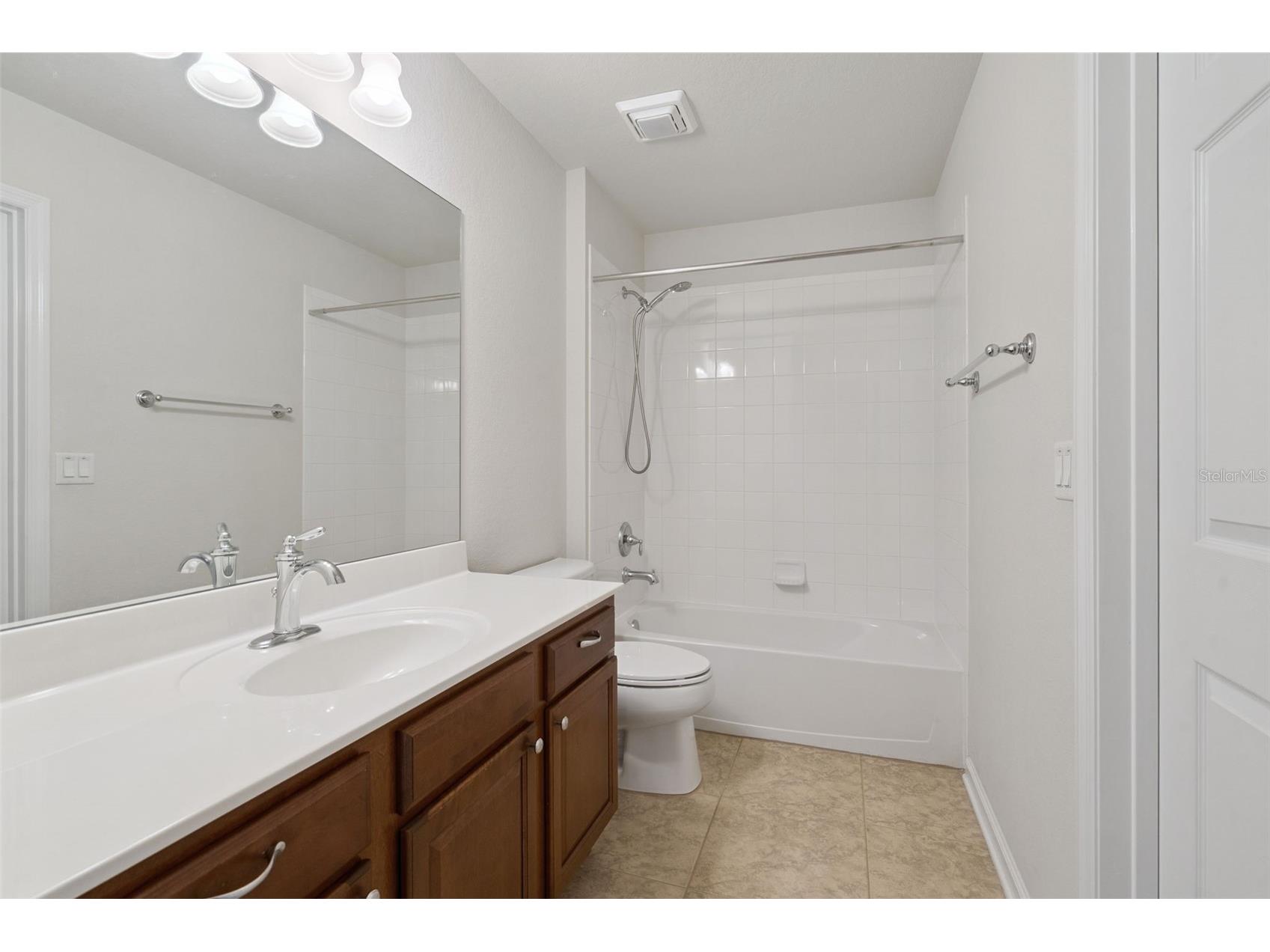 7961 Esta Lane Orlando FL 32827 O6421615 image23