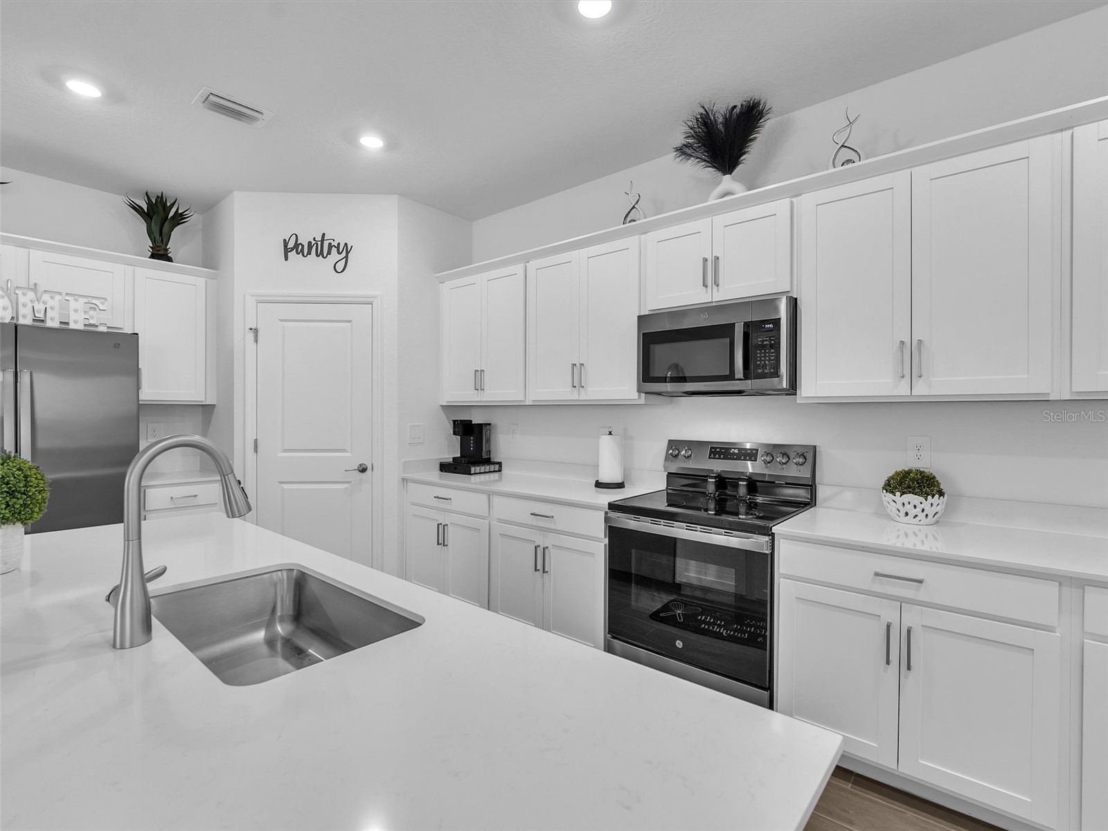 7961 Lakes Edge Lane Port Charlotte FL 33981 O6374940 image7