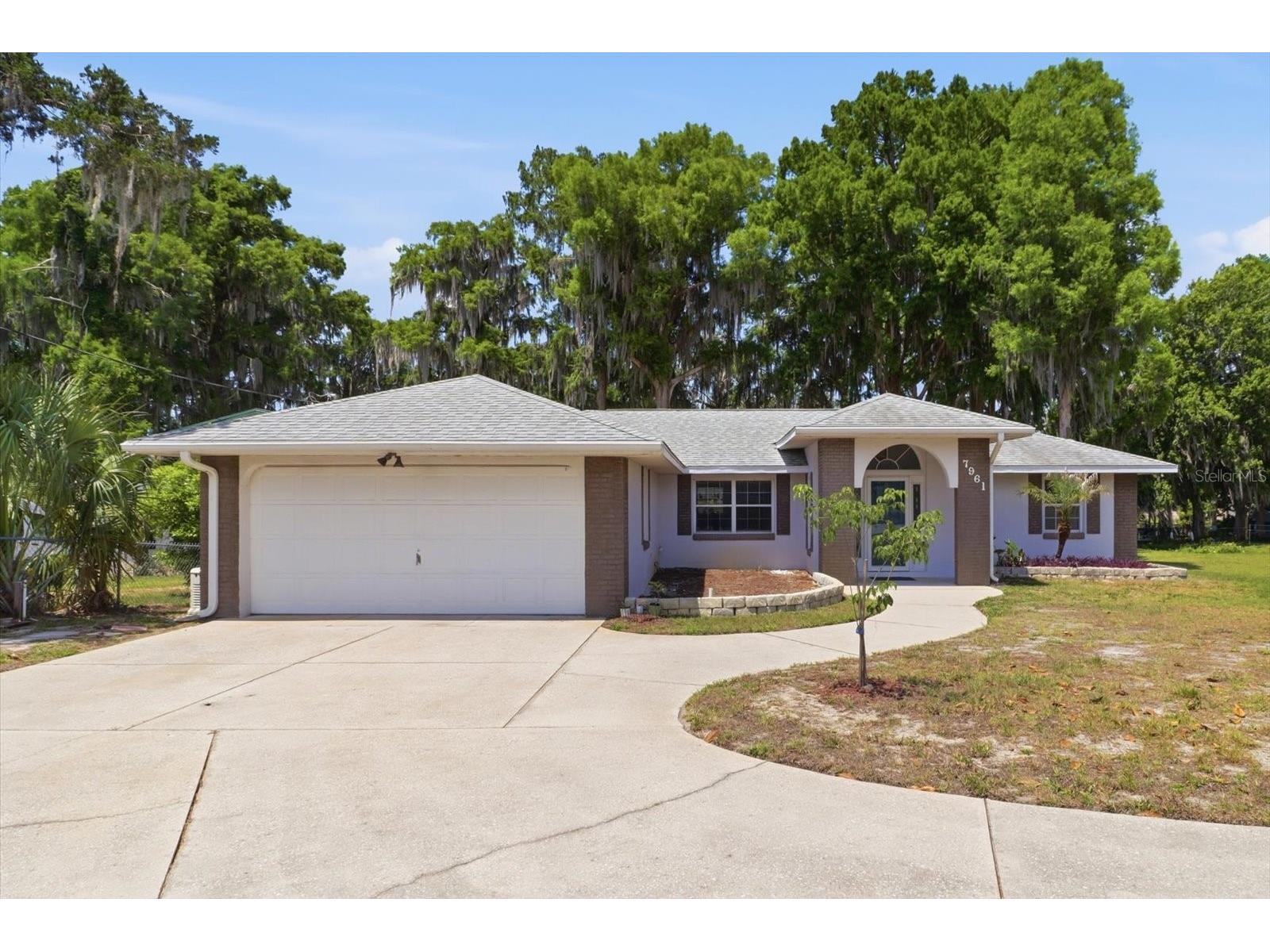 7961 W Riverbend Road Crystal River FL 34428 - WITHLACOOCHEE RIVER AND LAKE ROUSSEAU TB8506274 image1