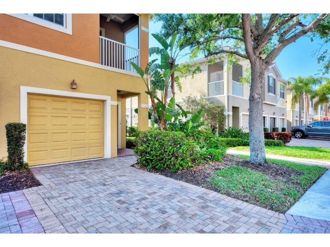 7963 Limestone Lane #14-203 Sarasota FL 34233 A4564429 image1