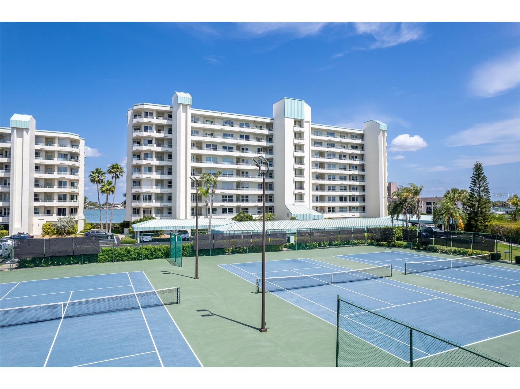 7963 Sailboat Key Boulevard S #PH801 South Pasadena FL 33707 TB8507234 image1