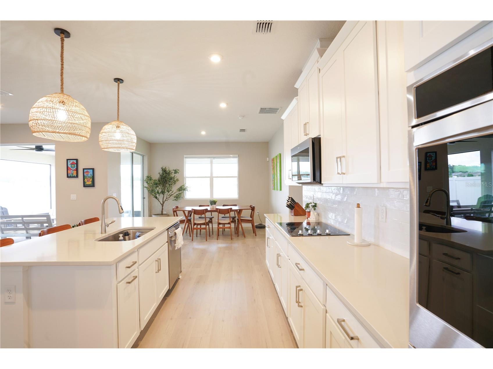 7964 Waterfield Avenue Orlando FL 32832 O6410759 image3