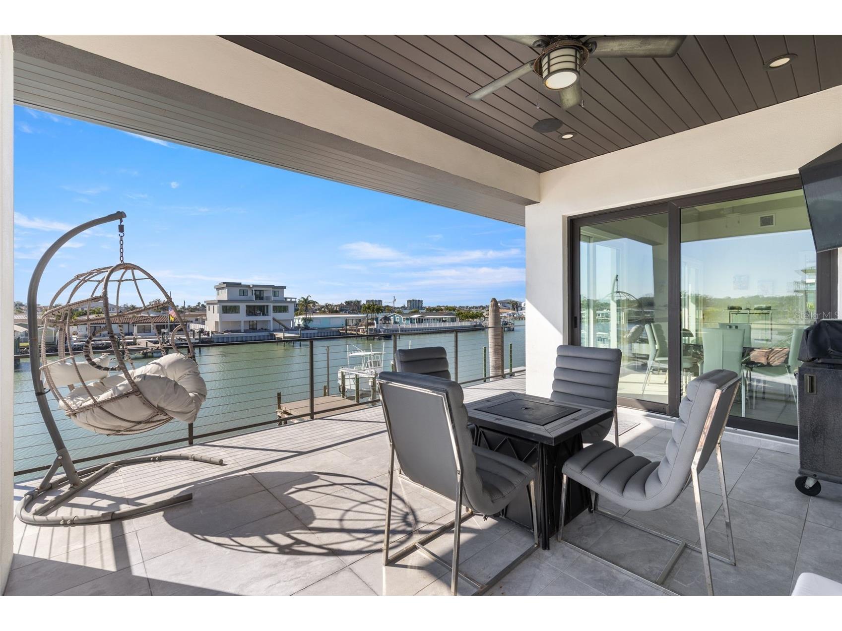 7966 1st Avenue S Saint Petersburg FL 33707 TB8471037 image2