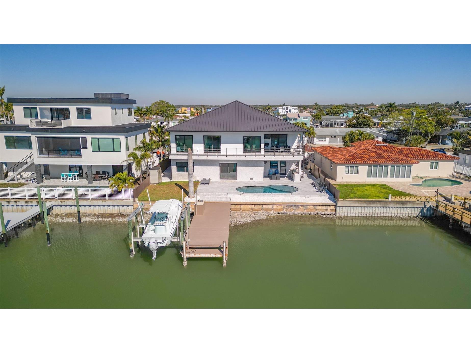 7966 1st Avenue S Saint Petersburg FL 33707 TB8471037 image32