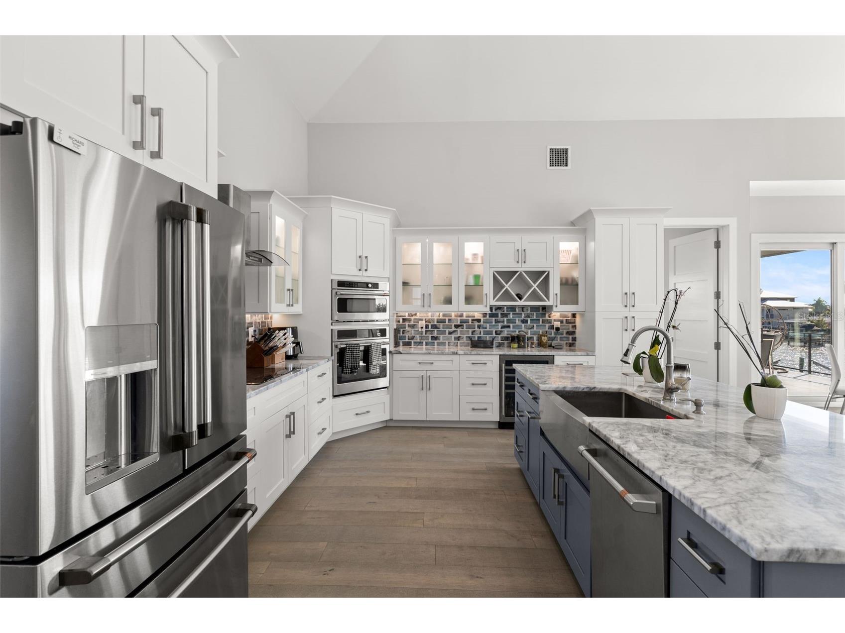 7966 1st Avenue S Saint Petersburg FL 33707 TB8471037 image5