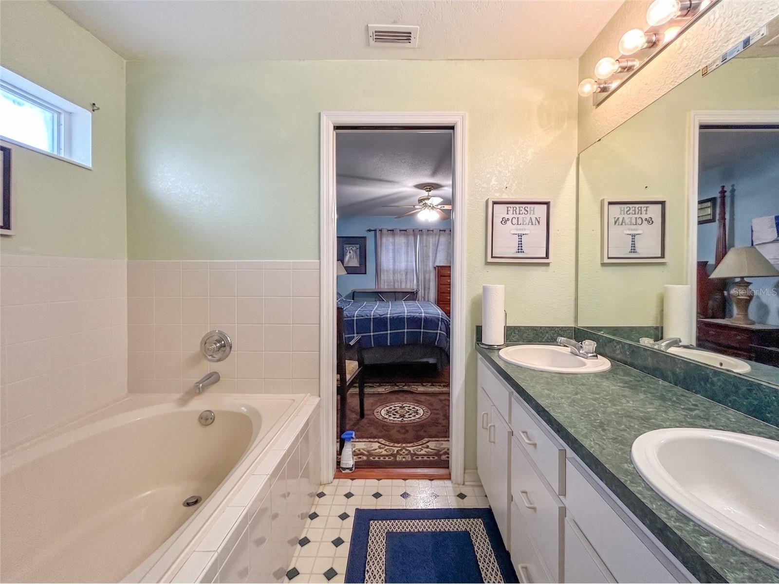 7967 Apple Blossom Drive Lakeland FL 33810 TB8498871 image12