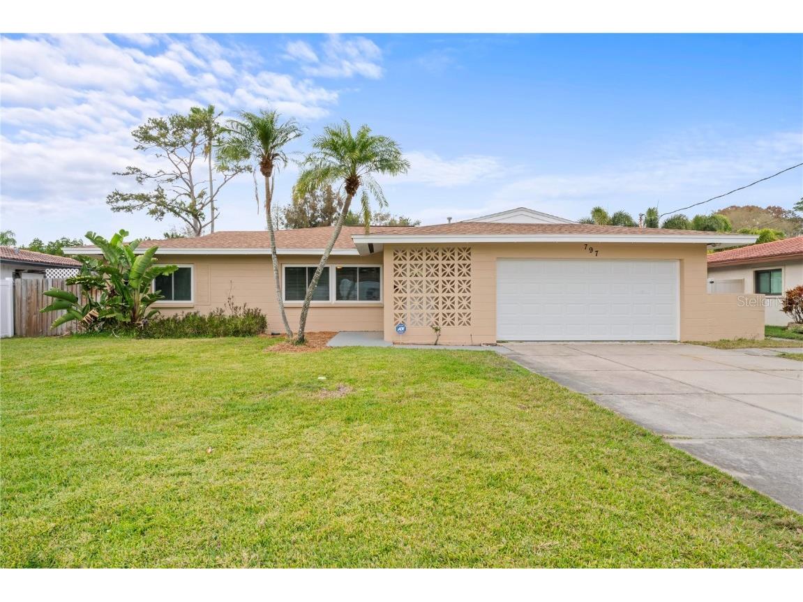 797 45th Avenue NE Saint Petersburg FL 33703 T3503801 image1