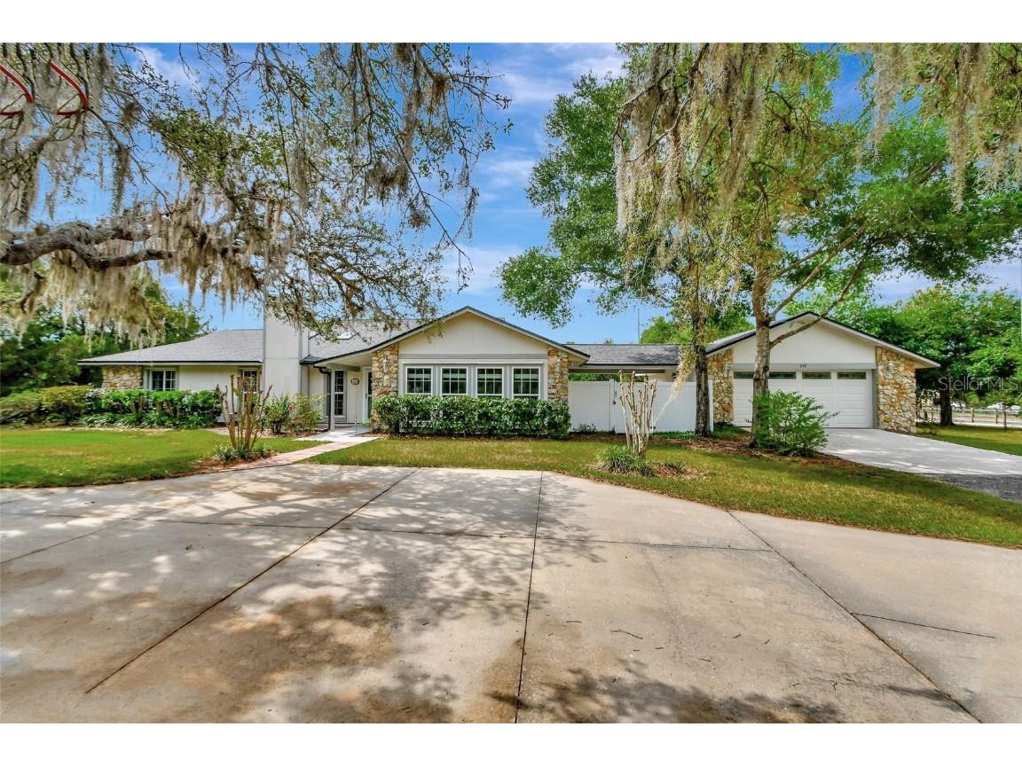 797 Deerfoot Road Deland FL 32720 V4935826 image1