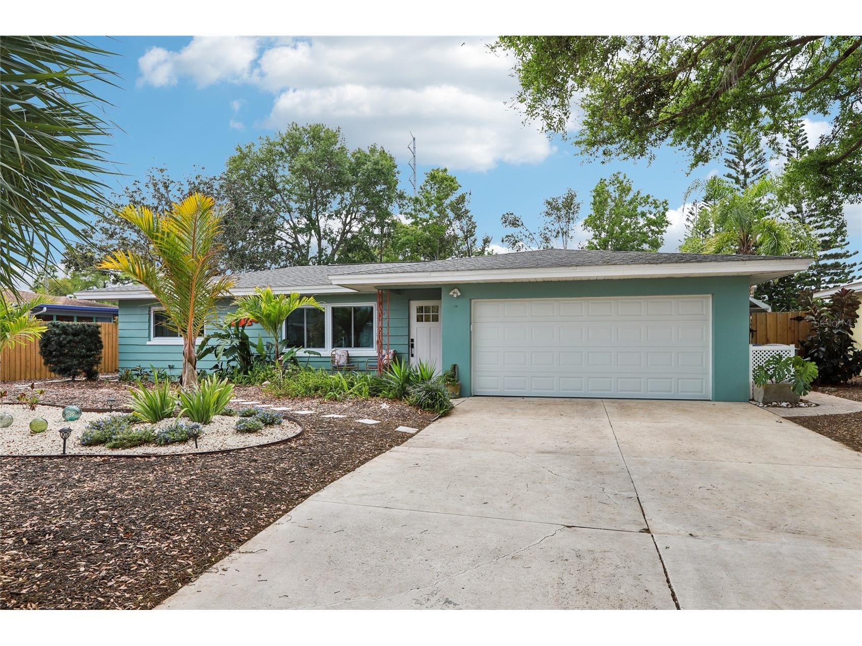 797 Lakeside Drive Dunedin FL 34698 TB8486528 image1