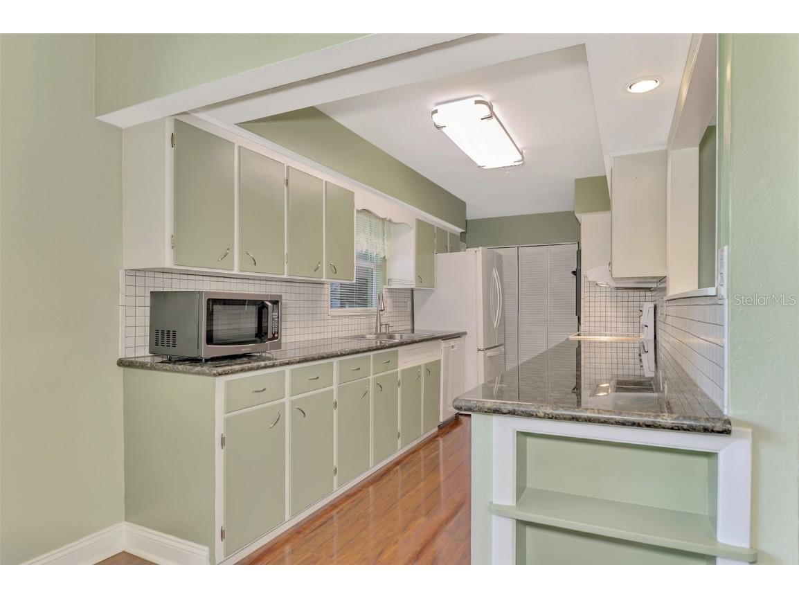 797 Michigan Avenue Englewood FL 34223 D6138213 image13