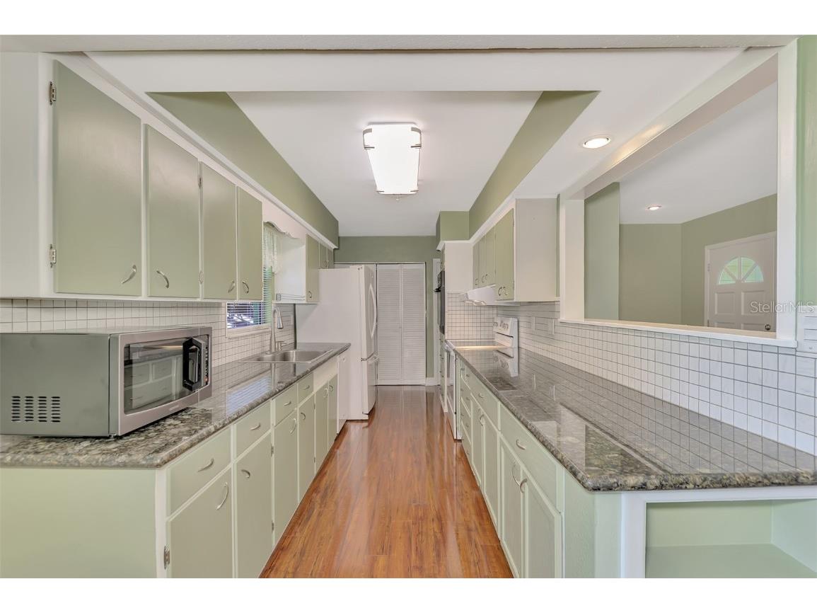 797 Michigan Avenue Englewood FL 34223 D6138213 image14