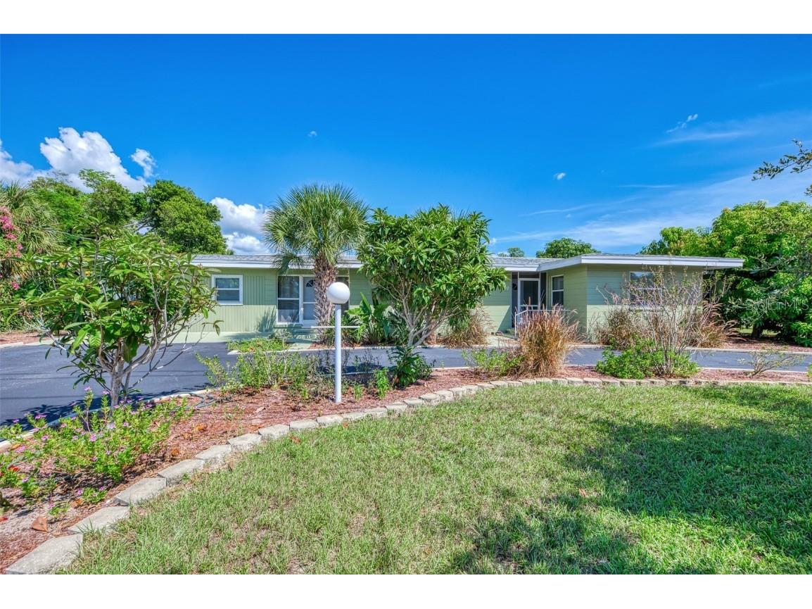 797 Michigan Avenue Englewood FL 34223 D6138213 image4