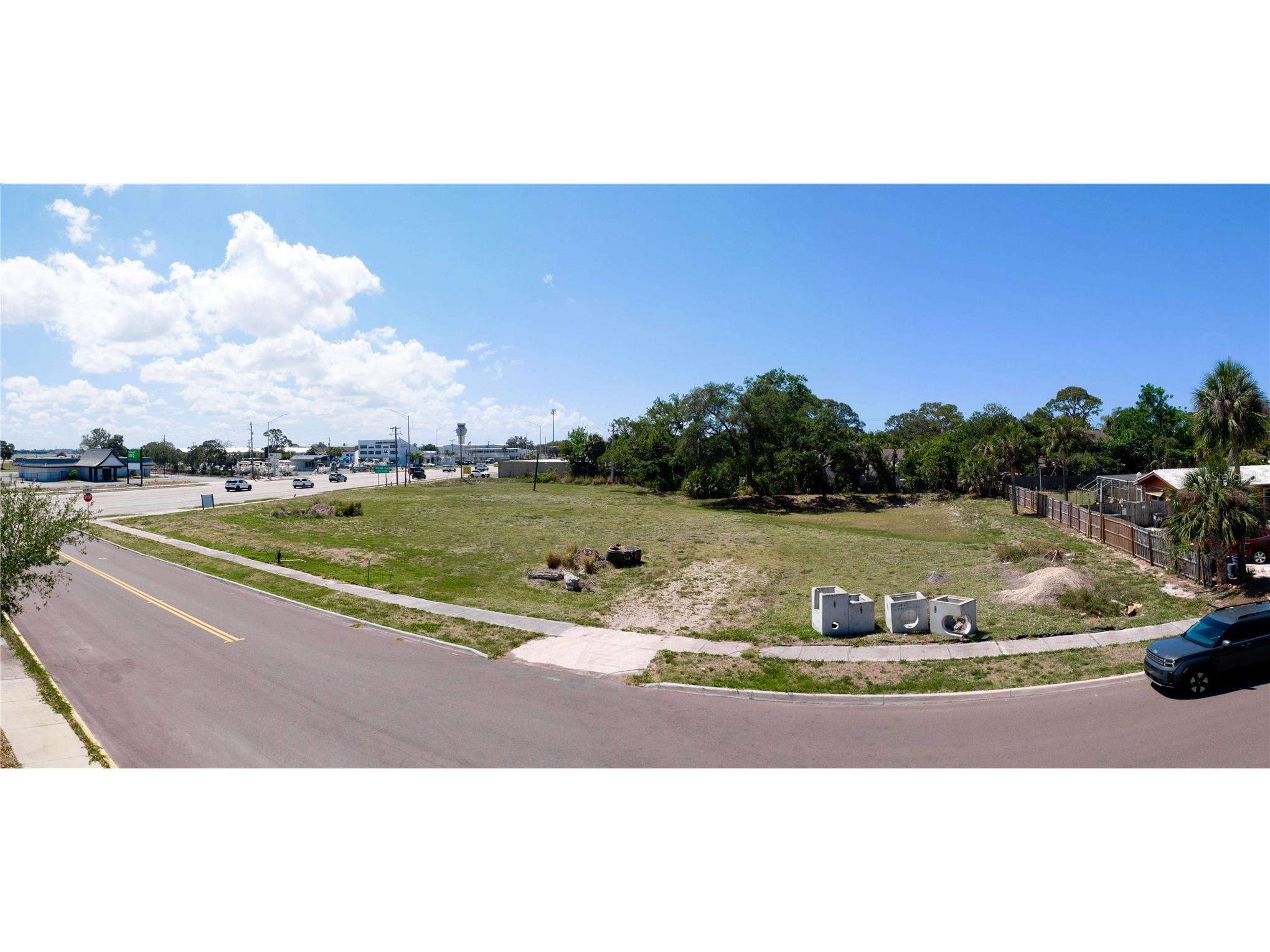 7972 N Tamiami Trail Sarasota FL 34243 A4693413 image3