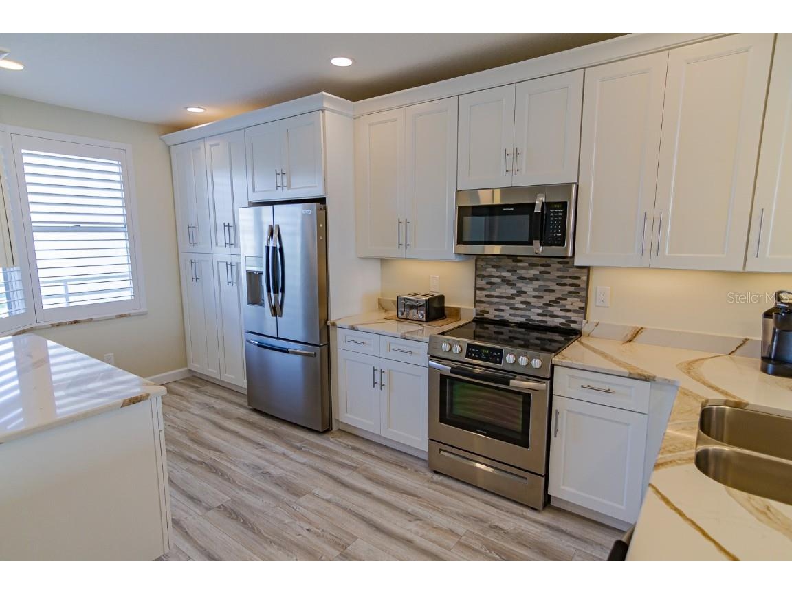 7974 Sailboat Key Boulevard S #402 South Pasadena FL 33707 - BOCA CIEGA BAY U8222478 image1