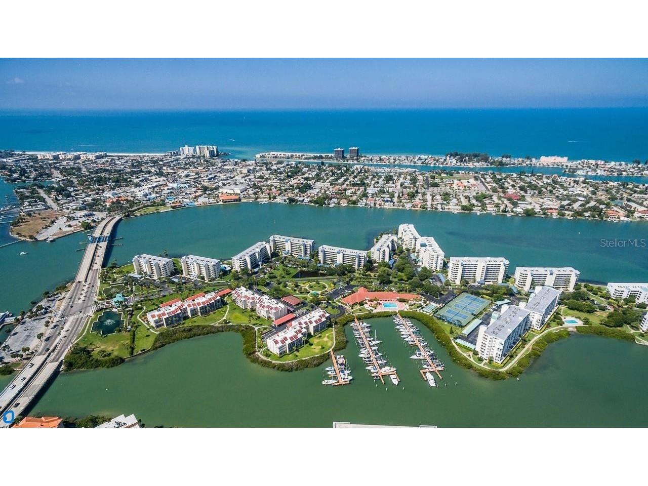 7974 Sailboat Key Boulevard S #402 South Pasadena FL 33707 - BOCA CIEGA BAY TB8506490 image1