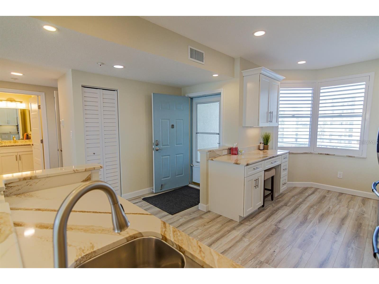 7974 Sailboat Key Boulevard S #402 South Pasadena FL 33707 - BOCA CIEGA BAY TB8506490 image3